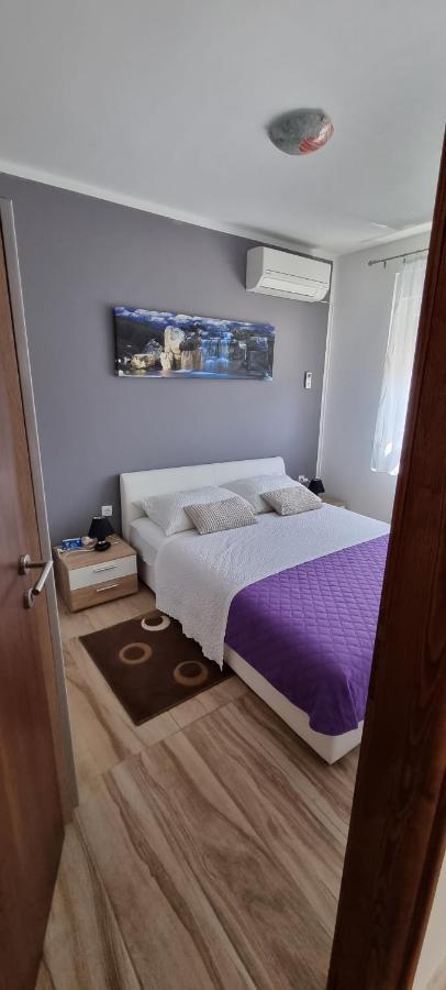 Apartments Adriana Bilice Kültér fotó